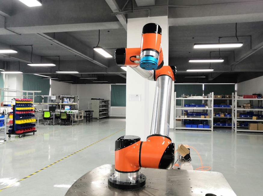 Co-robots will commit to more subdivided fields in the future